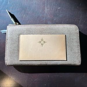 India Hicks "The Reserve" wallet Brand New in Box- Island Gecko (brown)
